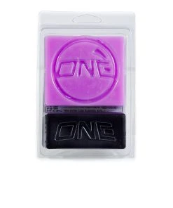 One MFG X-Wax Cold Snowboard And Ski Wax Racing 114G -Swix Shop OneXW114NoFl scaled