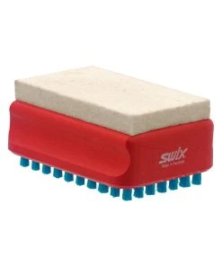 Swix F4 Combination Felt And Nylon Brush For Skis And Snowboards - T0166B